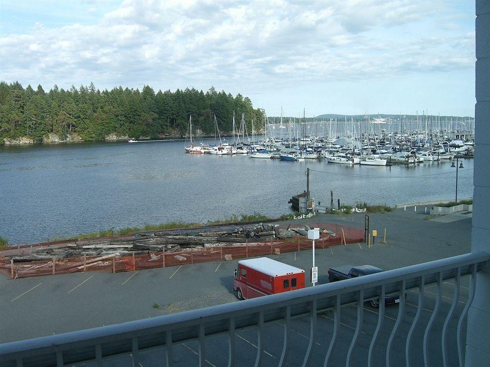The Waterfront Suites And Marina Nanaïmo Extérieur photo