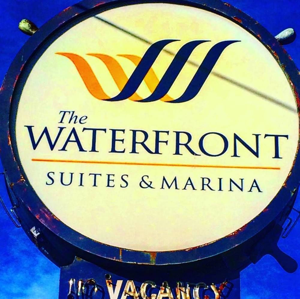 The Waterfront Suites And Marina Nanaïmo Extérieur photo