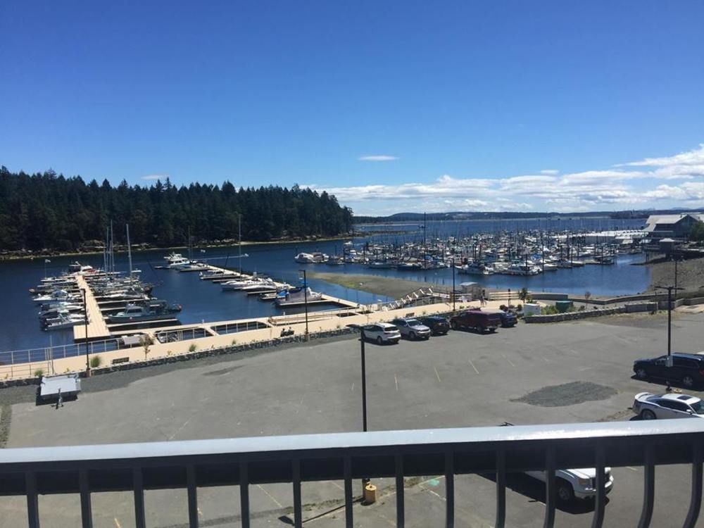 The Waterfront Suites And Marina Nanaïmo Extérieur photo